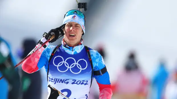 Норвежский биатлонист Свендсен поддержал Латыпова после эстафеты на ОИ-2022