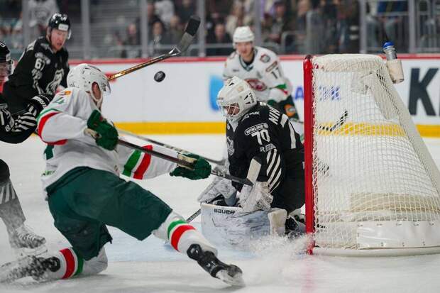 «Трактор» сократил отставание от «Ак Барса» в серии первого раунда