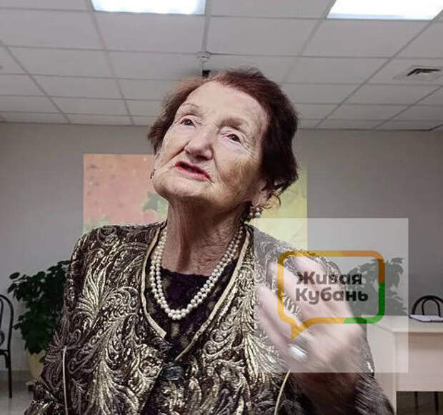 «С 70 лет у меня началась вторая жизнь»: краснодарская долгожительница делится секретами бодрости и счастья