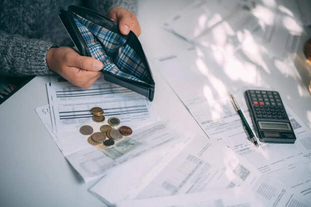 Жильцы не могут повлиять на тарифы ЖКХ: 13-я платежка и другие ловушки