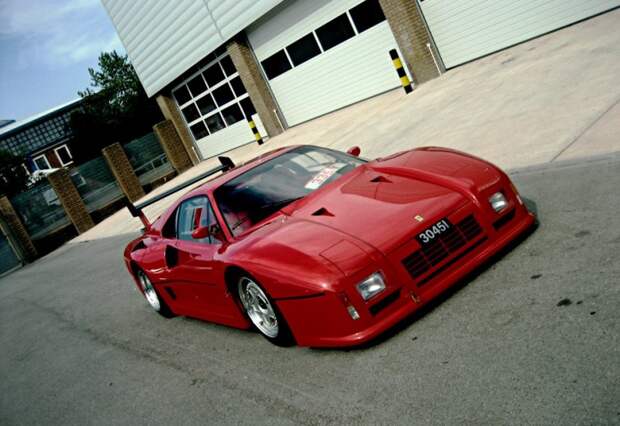 А вот и версия GTO Evoluzione… Знакомый образ, не правда ли? F40, ferrari, спорткар, суперкар