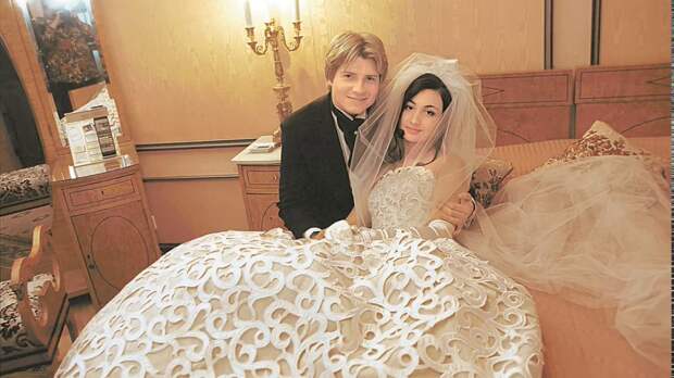 Как выглядят жена и дочь Николая Баскова? Король шарманки больше не в силах скрывать