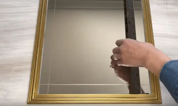 Как можно обновить старое зеркало?