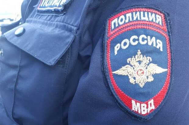 В Санкт-Петербурге неизвестный напал с ножом на школьницу – СМИ