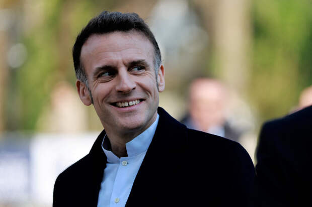 Трамп предсказал скорую отставку Макрона