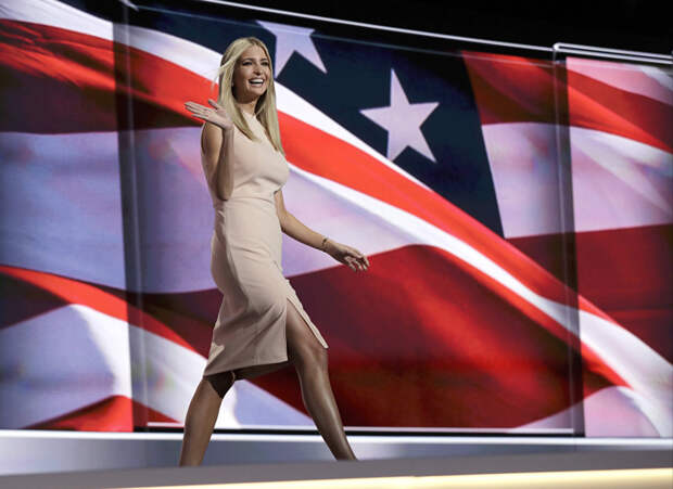 Дочь кандидата в президенты США Дональда Трампа Иванка Трамп во время предвыборной кампании отца. 21 июля 2016 года
