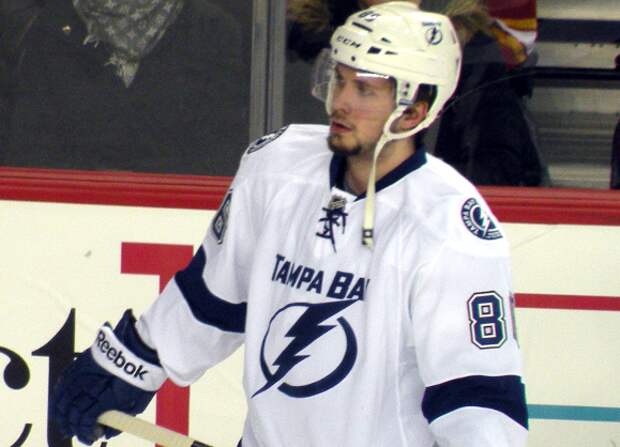 Никита Кучеров первым из россиян набрал 60 очков в сезоне НХЛ