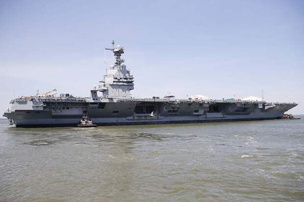 Bloomberg: На пережившем пожар авианосце USS Gerald R. Ford нашли ряд проблем