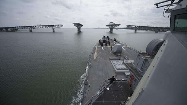 Эсминец ВМС США USS Carney. Архивное фото. Эсминец ВМС США USS Carney. Архивное фото.