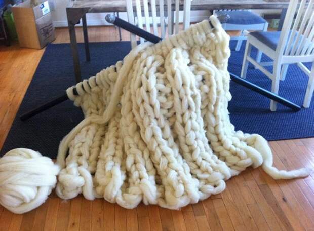 гигантское вязаное одеяло, как связать одеяло из толстой пряжи