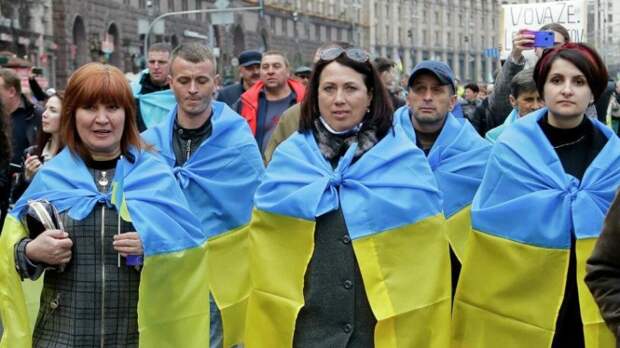 Виноваты все: Германия, Франция и Россия обидели Украину