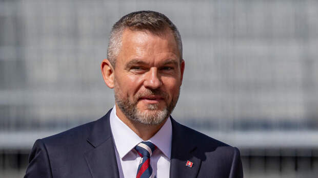 Президент Словакии подтвердил отказ от поддержки Украины