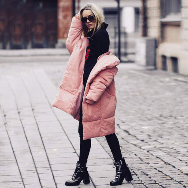 С чем носить зимнюю розовую куртку