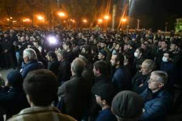 Волнения в Абхазии- популизм оппозиции или действующей власти?