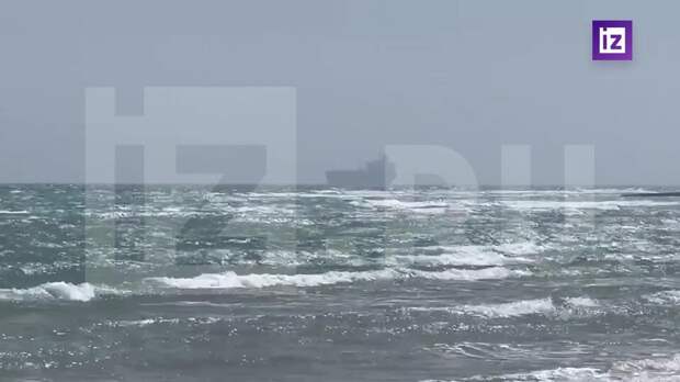 Грузовые суда начали пересекать Ормузский пролив у острова Ларк