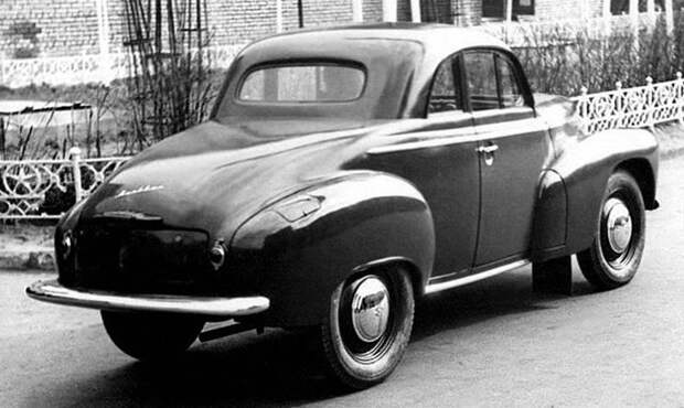 МЗМА 403Э 424Э «Купе» (1951 год) МЗМА 403Э 424Э «Купе» (1951 год)