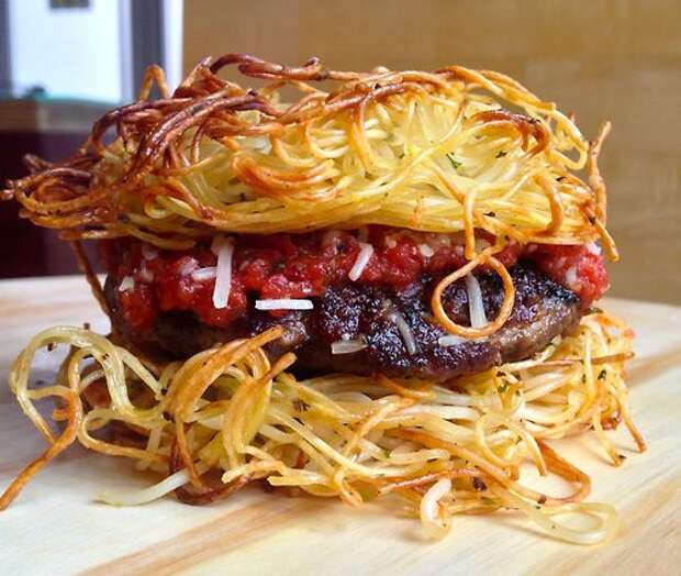spaghetti burger