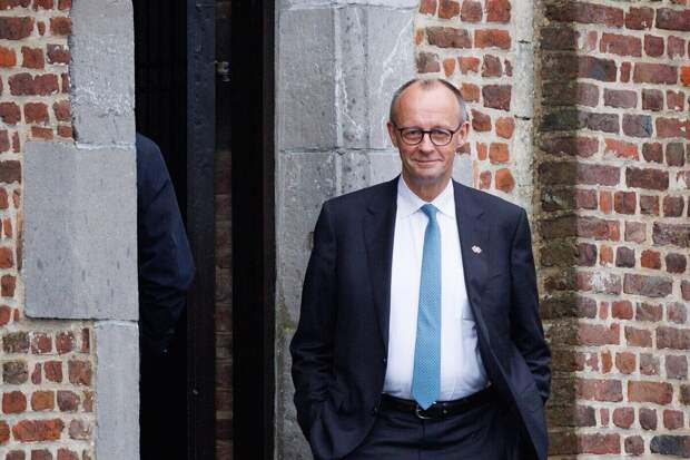 Большинство немцев поддерживают идею прямых переговоров Мерца с Путиным