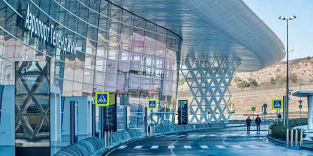 Геленджикский аэропорт: Триумфальное возвращение на карту России