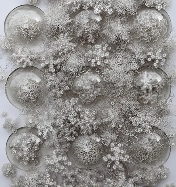 Кири (kirie) - японское традиционное искусство вырезания из бумаги