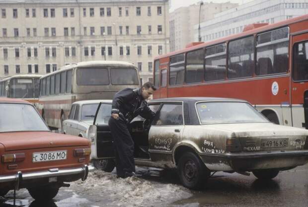 Богдан Титомир, 1992 история, люди, факты