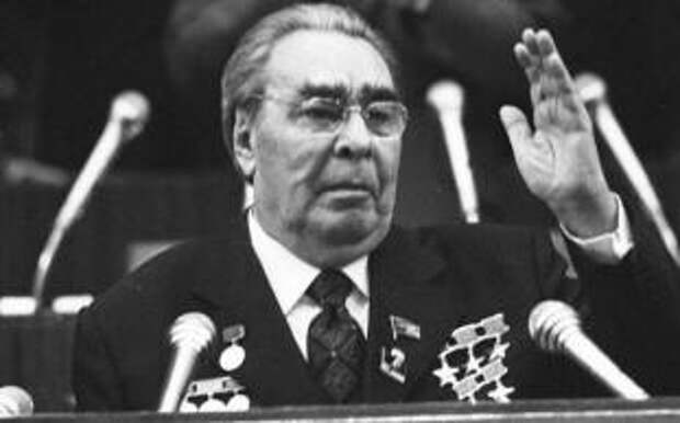 Леонид Брежнев и кот-провидец
