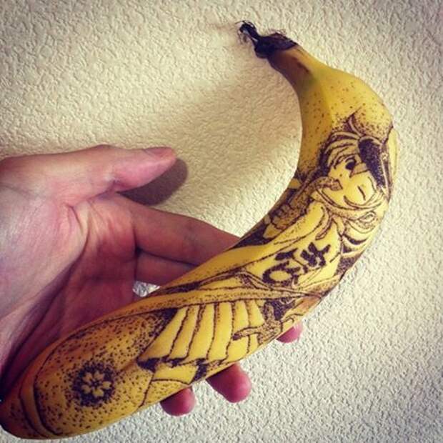 tumblr mnrwxkQAwf1s3zz9ko1 500 Удивительные рисунки на бананах