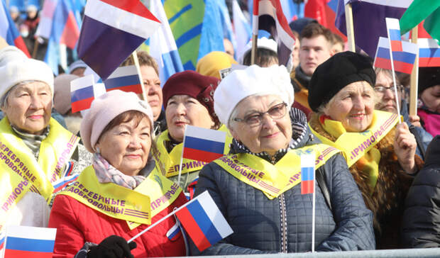 «Крымскую весну» отметили в Приморском крае автопробегом, шествием и концертом