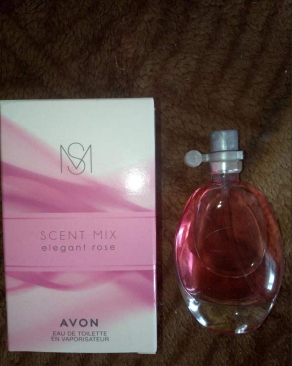 Scent mix. Avon туалетная вода женская Scent Mix 30 мл. Туалетная вода Avon Elegant Rose. Духи Scent Mix Elegant Rose. Avon Scent Mix Elegant Rose.