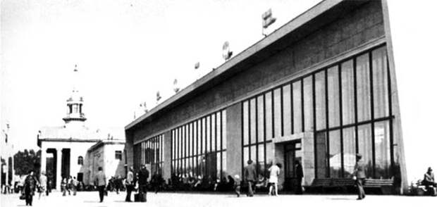 История аэропорта "Кольцово": факты и легенды во времена Свердловска