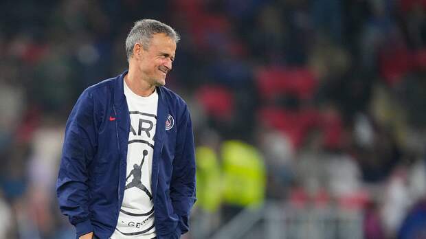 Энрике опроверг слухи об отказе от нового контракта с ПСЖ