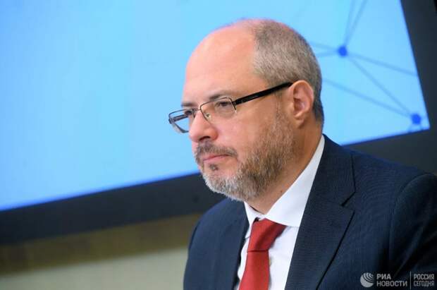 Гаврилов: изменения в закон позволят контролировать финансирование НКО