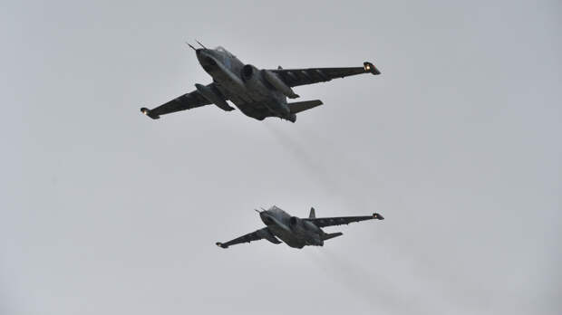 Су-25 помешали ротации подразделений ВСУ. Лучшее видео из зоны СВО