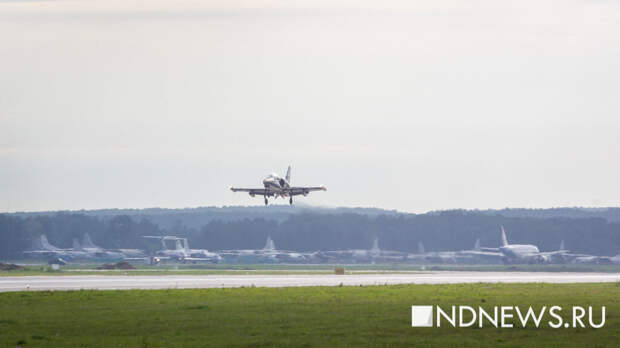 В Боливии на месте авиакатастрофы применили газ против людей, которые собирали выпавшие из самолета деньги