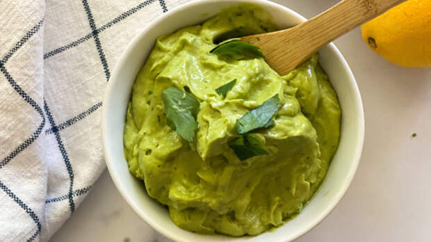Фисташковый мусс. \ Фото: tastingtable.com.