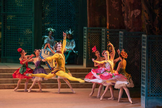 Сфинкс, розы и «Щелкунчик»: кто поборется за «Золотую маску»