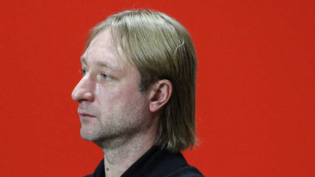 Плющенко заявил, что изначально не планировал работать тренером