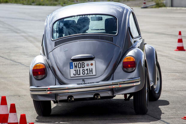 Volkswagen Beetle — вялый, тесный и непрактичный
