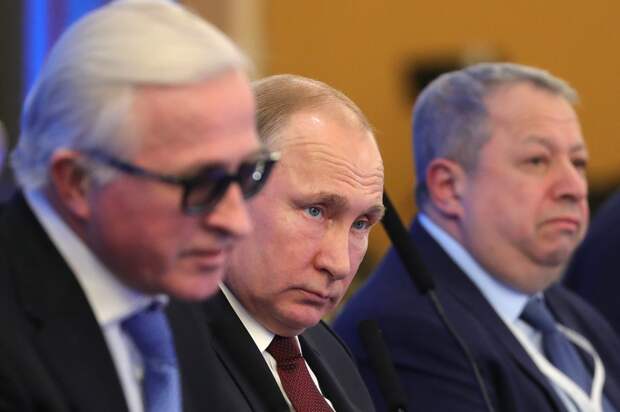 Путин на пленарном заседании РСПП-1, 14.03.19.png Путин на пленарном заседании РСПП-1, 14.03.19.png