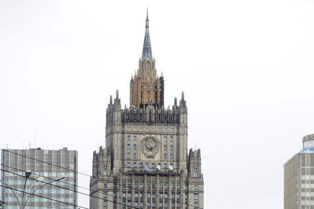 МИД осудил новые обстрелы АЭС "Бушер" в Иране