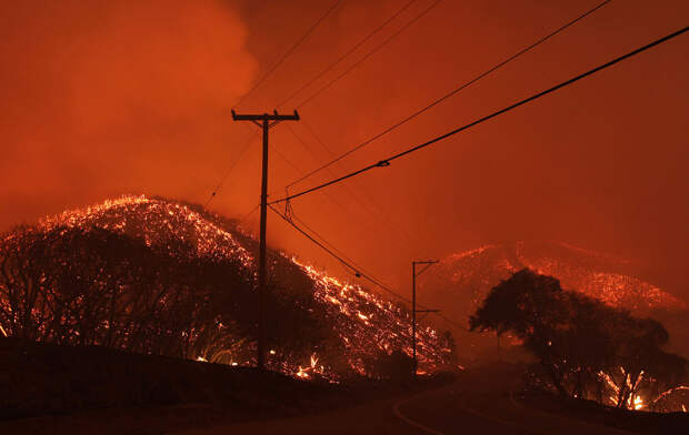 Ужасная красота пожаров в Калифорнии