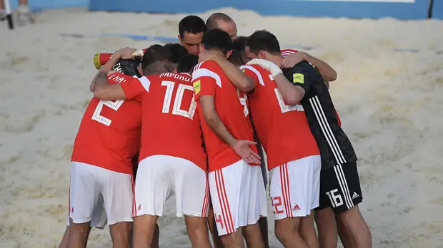Сборная России по пляжному футболу проиграла Португалии в финале Евролиги