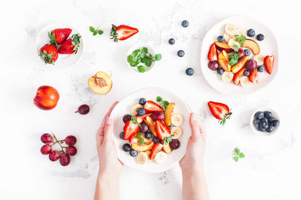 Фото №2 - Как правильно есть фрукты и ягоды во время диеты