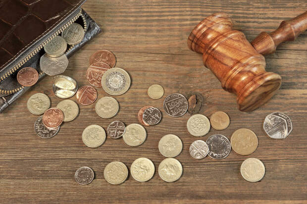 В Госдуме предложили запретить направлять штрафы бывшему владельцу машины