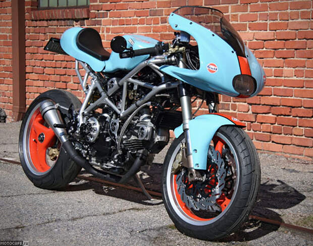 Ducati Gulf Oil Café Racer от CAV America