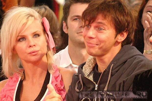 Как выглядят жены и подруги наших рок-легенд