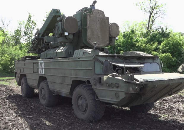 Расчеты ЗРК «Оса-АКМ» группировки войск «Восток» успешно борются с малоразмерными целями противника на Южно-Донецком направлении СВО