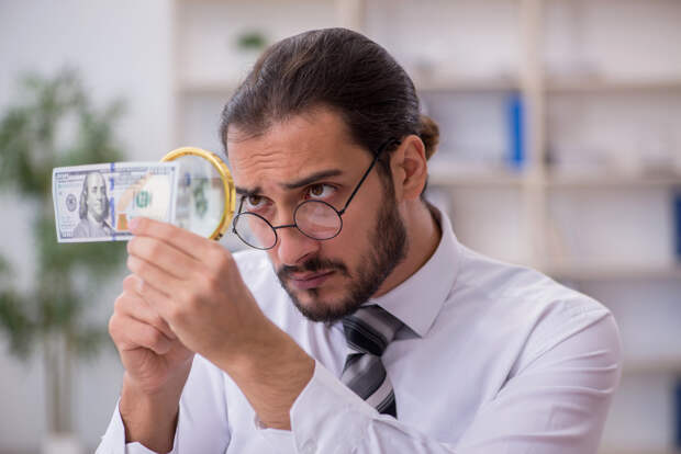 В России предложили запретить билеты банка приколов