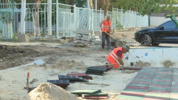 Власти Махачкалы по нацпроекту обустроили более 180 общественных пространств