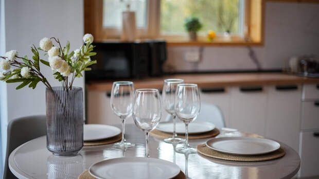 NTK: семью итальянского политика отравили во время семейного ужина